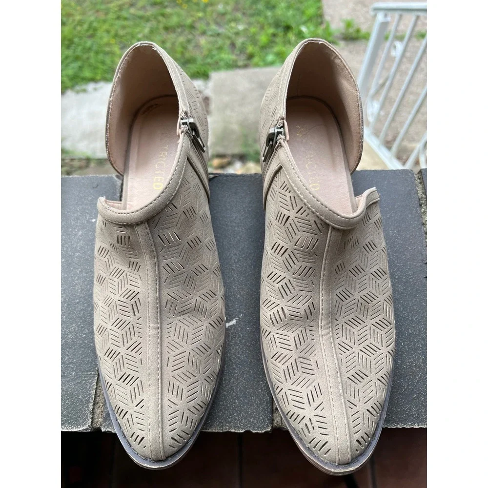 Restricted Tan Laser Cut Perforated D'Orsay Ankle Booties Shoes Size 8.5‎